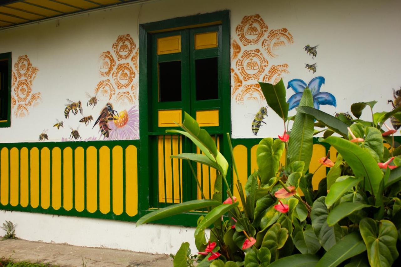 The Plantation House Travellers Hostel Саленто Екстериор снимка