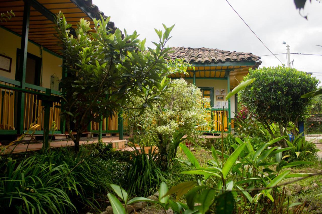 The Plantation House Travellers Hostel Саленто Екстериор снимка