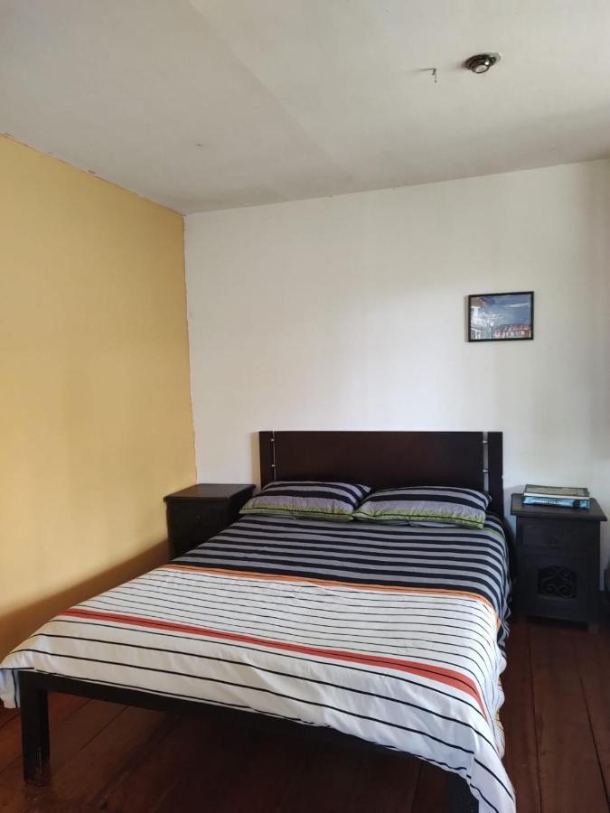 The Plantation House Travellers Hostel Саленто Екстериор снимка
