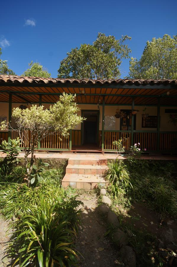 The Plantation House Travellers Hostel Саленто Екстериор снимка