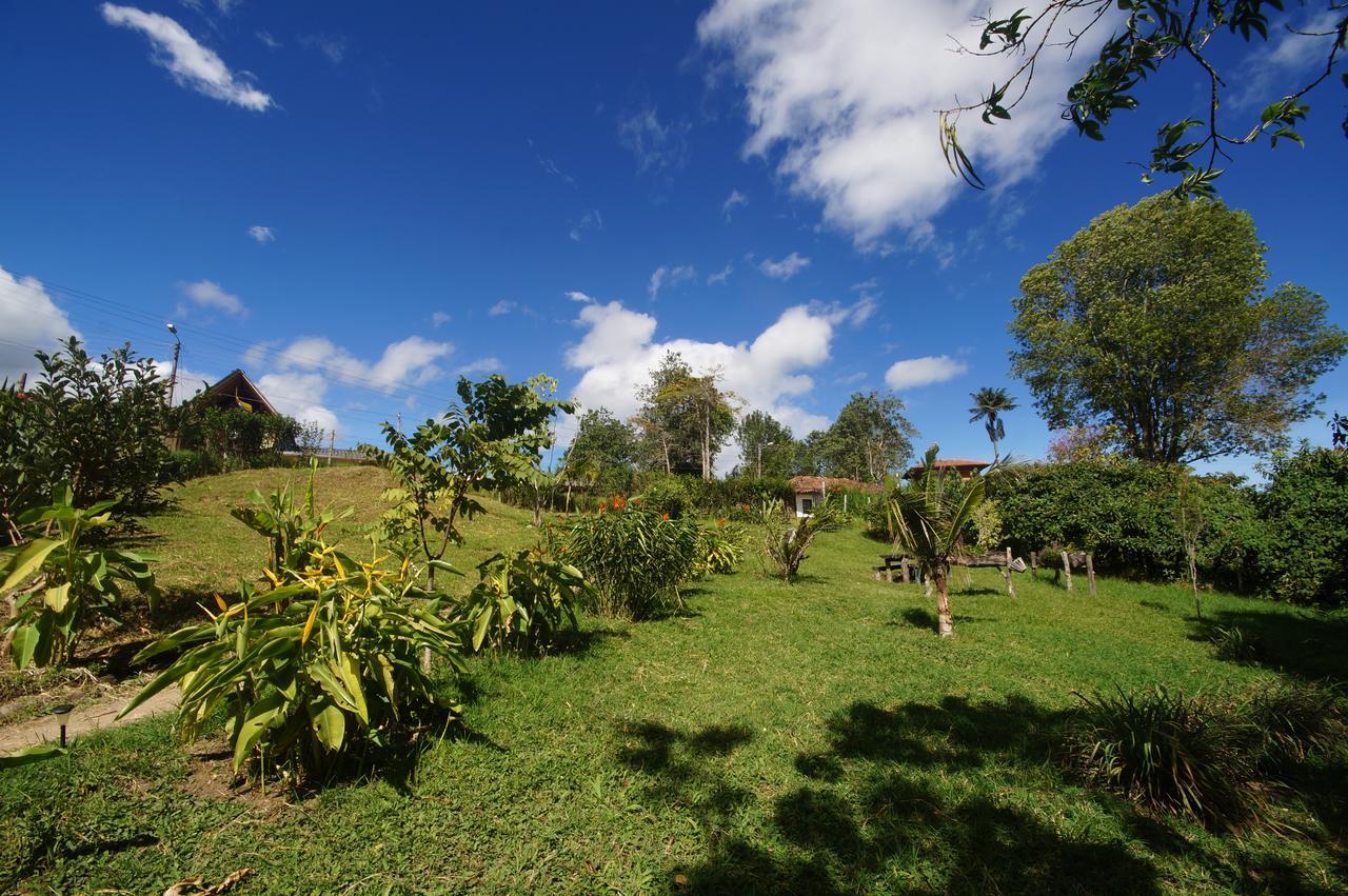 The Plantation House Travellers Hostel Саленто Екстериор снимка