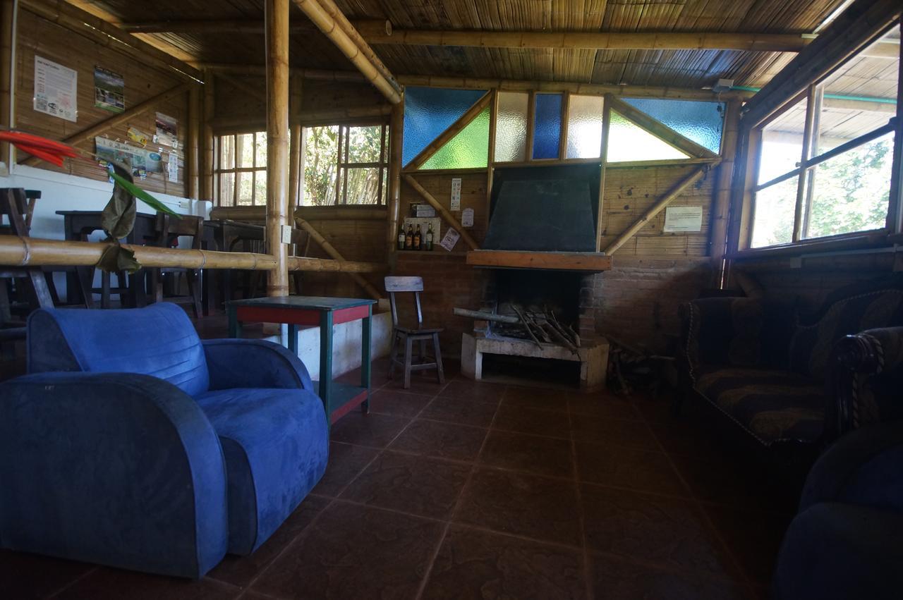 The Plantation House Travellers Hostel Саленто Екстериор снимка